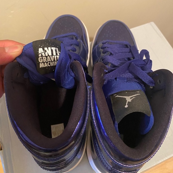 Anti-Gravity Machine Air Jordan 1 retro - Picture 5 of 6